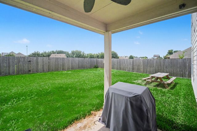 2014 Orchard Spring Drive, Pearland, TX 77581