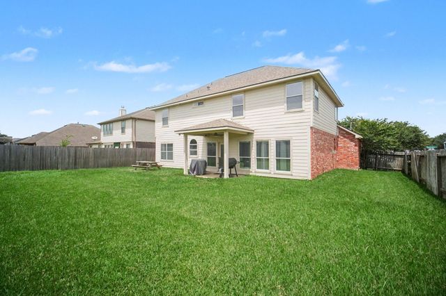 2014 Orchard Spring Drive, Pearland, TX 77581