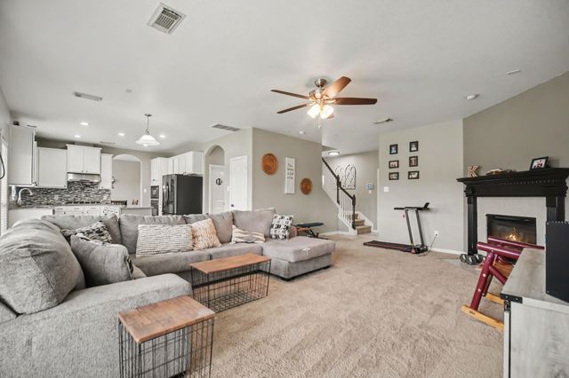 2014 Orchard Spring Drive, Pearland, TX 77581