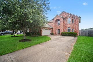 2014 Orchard Spring Drive, Pearland, TX 77581