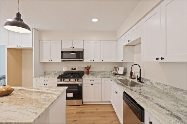 3937 Curtis Road, Bridgeport Charter Township, MI 48415