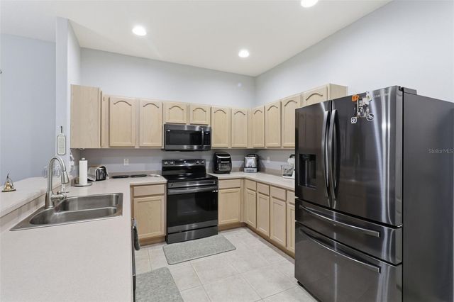 2822 TORRANCE DRIVE, Land O Lakes, FL 34638