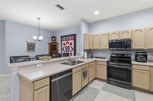 2822 TORRANCE DRIVE, Land O Lakes, FL 34638