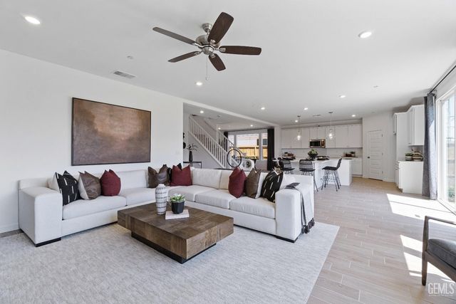 3304 Laurel Hill Lane, Shafter, CA 93263