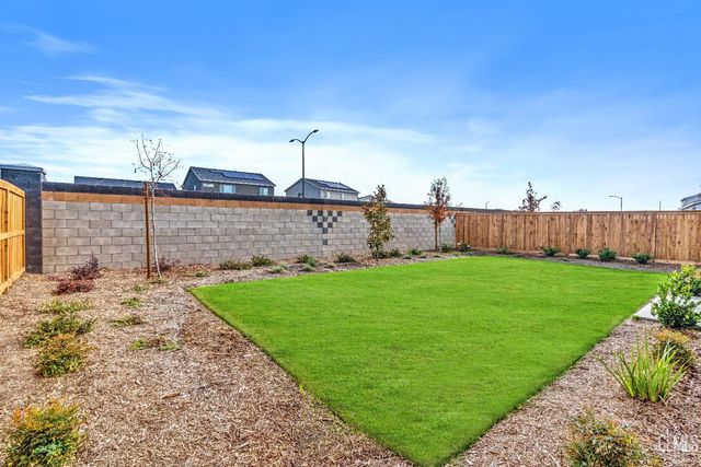 3304 Laurel Hill Lane, Shafter, CA 93263