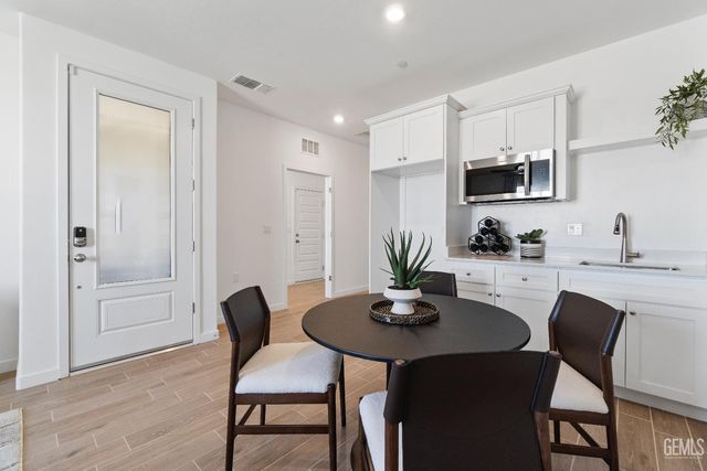 3304 Laurel Hill Lane, Shafter, CA 93263