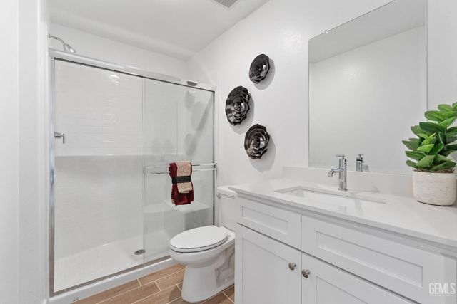 3304 Laurel Hill Lane, Shafter, CA 93263