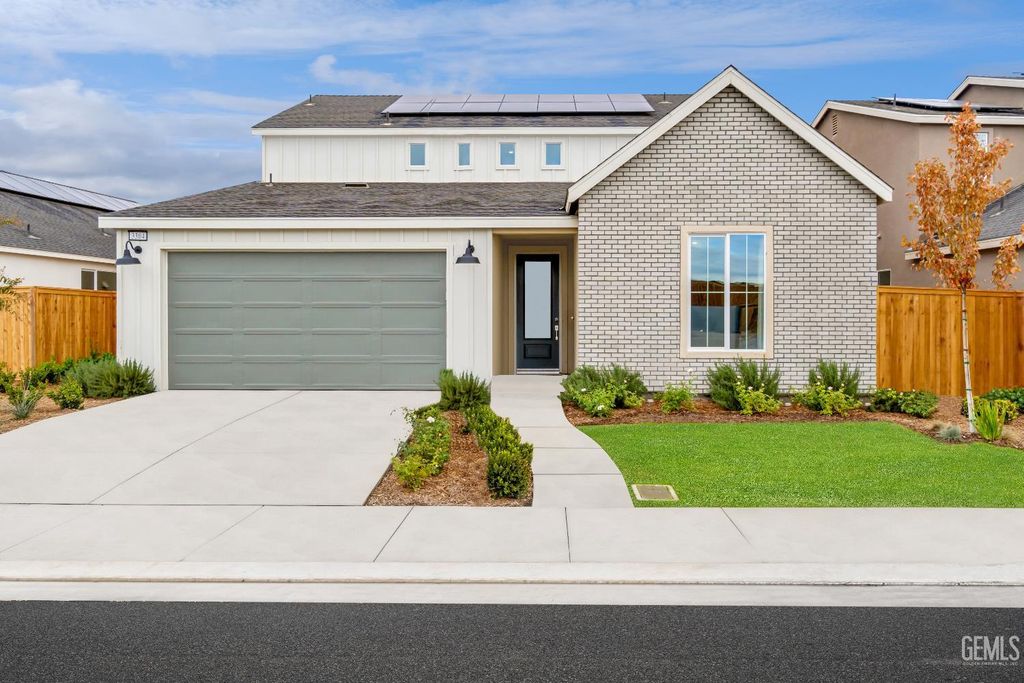 3304 Laurel Hill Lane, Shafter, CA 93263