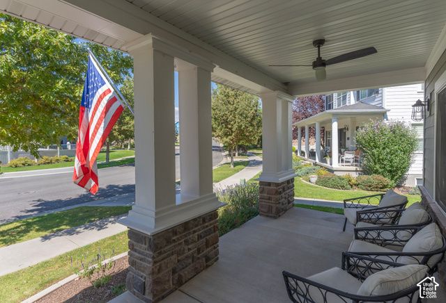 11631 S LAKE RUN RD, South Jordan, UT 84009