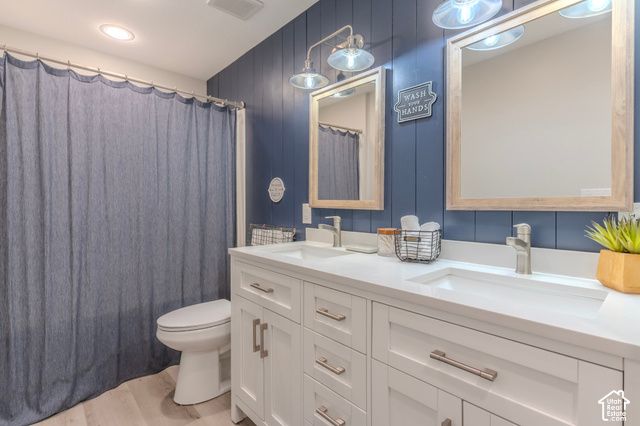 11631 S LAKE RUN RD, South Jordan, UT 84009