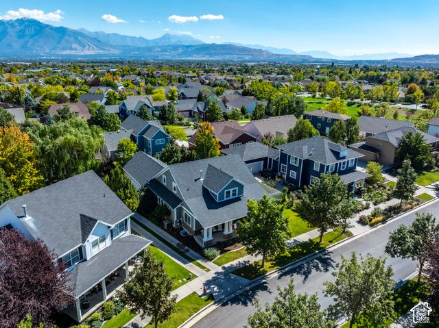 11631 S LAKE RUN RD, South Jordan, UT 84009