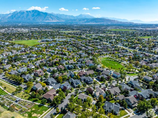 11631 S LAKE RUN RD, South Jordan, UT 84009