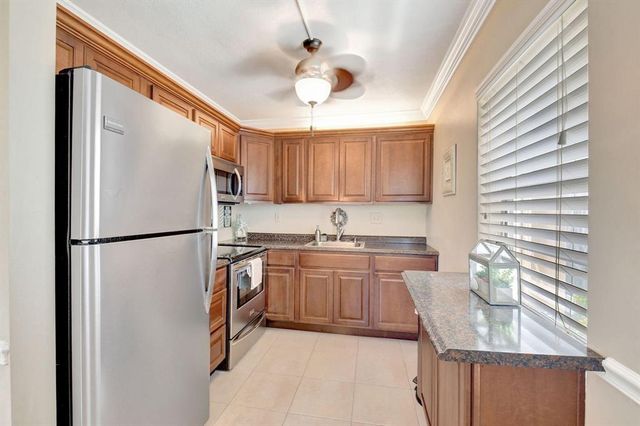 595 Normandy M, Delray Beach, FL 33484
