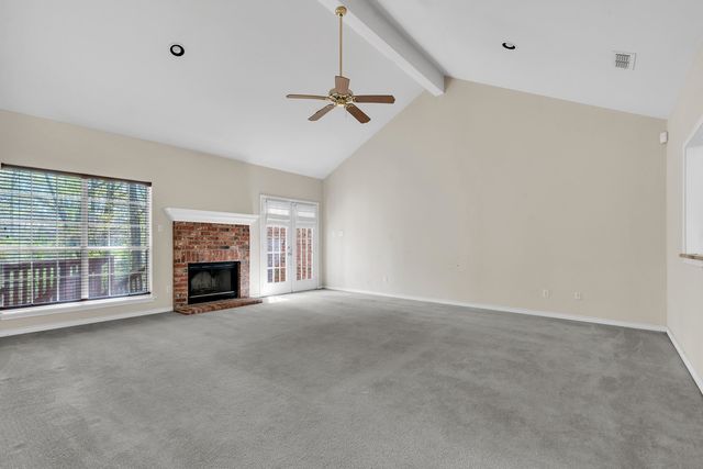 1000 Camille Dr, Longview, TX 75605