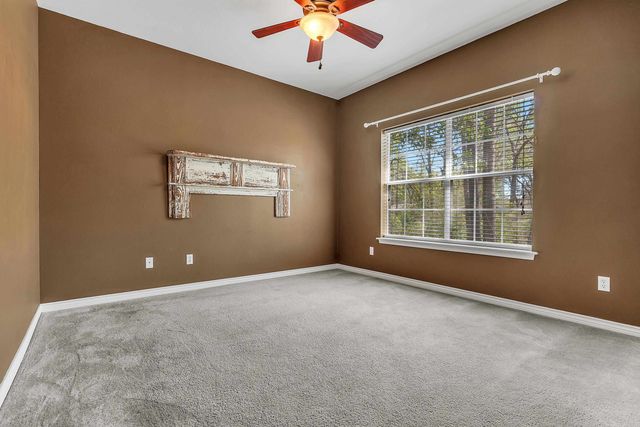 1000 Camille Dr, Longview, TX 75605