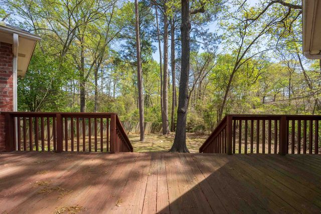 1000 Camille Dr, Longview, TX 75605