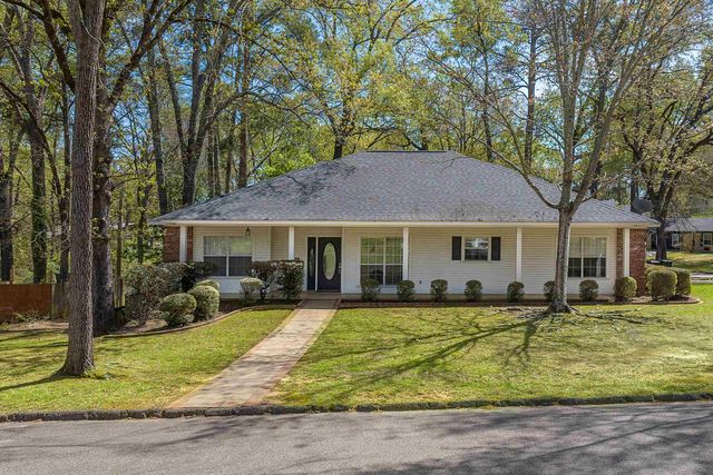 1000 Camille Dr, Longview, TX 75605