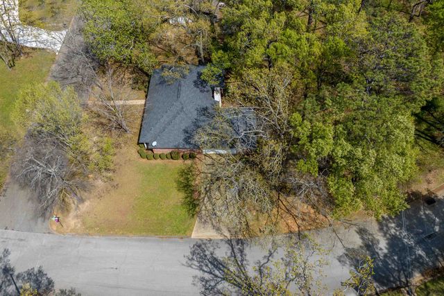 1000 Camille Dr, Longview, TX 75605