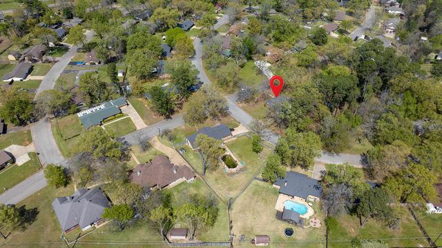 1000 Camille Dr, Longview, TX 75605