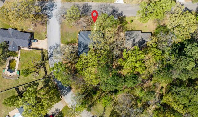 1000 Camille Dr, Longview, TX 75605