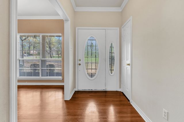 1000 Camille Dr, Longview, TX 75605