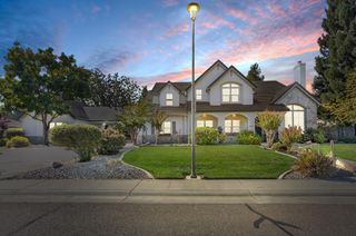9011 Quail Cove Dr, Elk Grove, CA 95624