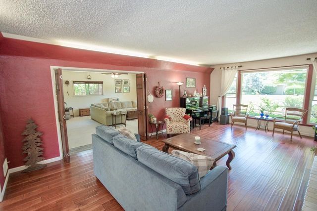 294 San Bruno Avenue, Fresno, CA 93704