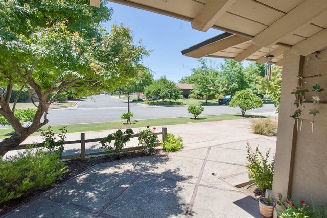 294 San Bruno Avenue, Fresno, CA 93704
