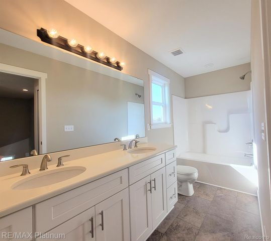 13096 Westwinds Drive, Fenton Charter Township, MI 48451