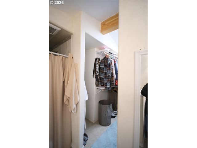 70214 LAKEWOOD Rd, North Bend, OR 97459