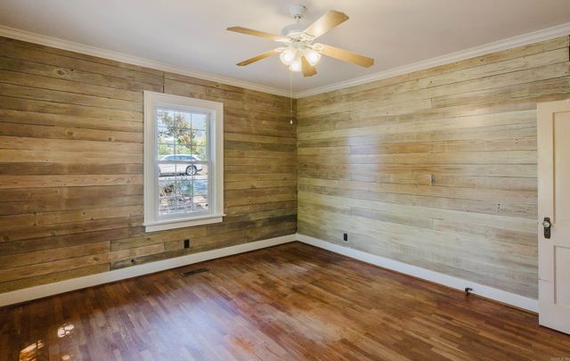 2801 W 6th Street, Little Rock, AR 72205