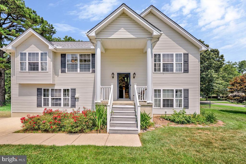 40220 GOLDEN BEACH RD, Mechanicsville, MD 20659