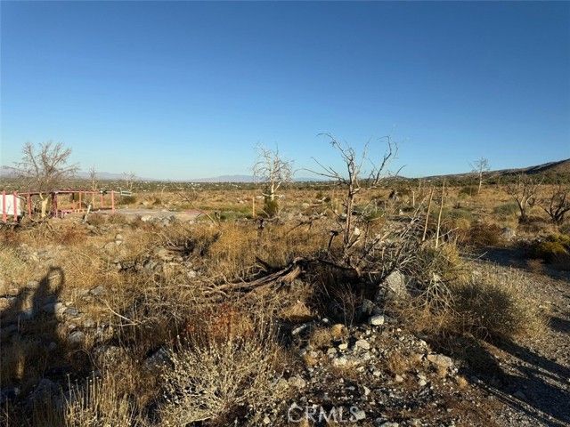28401 263rd E, Llano, CA 93544