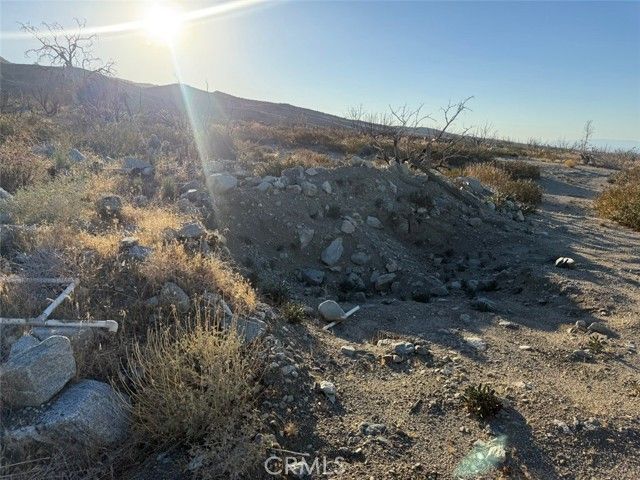 28401 263rd E, Llano, CA 93544