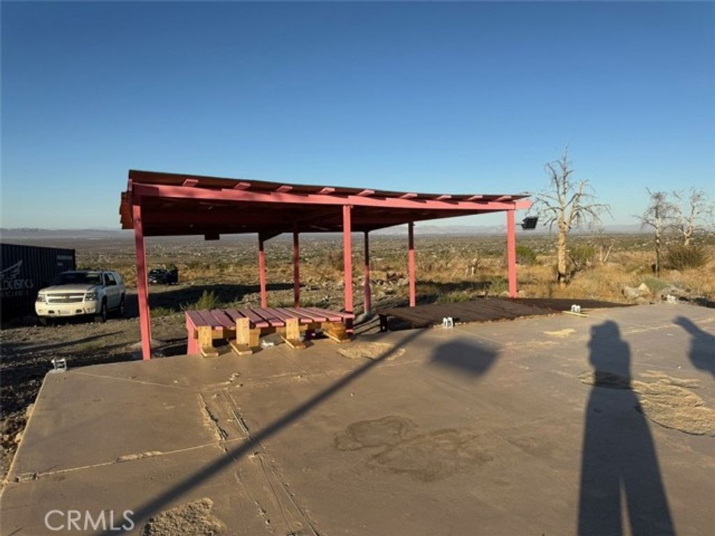 28401 263rd E, Llano, CA 93544
