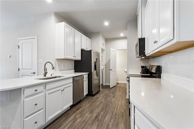 3420 Foxglove DR, Toano, VA 23168