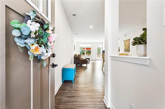 3420 Foxglove DR, Toano, VA 23168