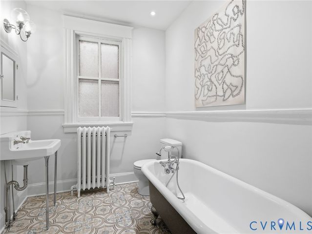 2305 Grove Ave, Richmond, VA 23220