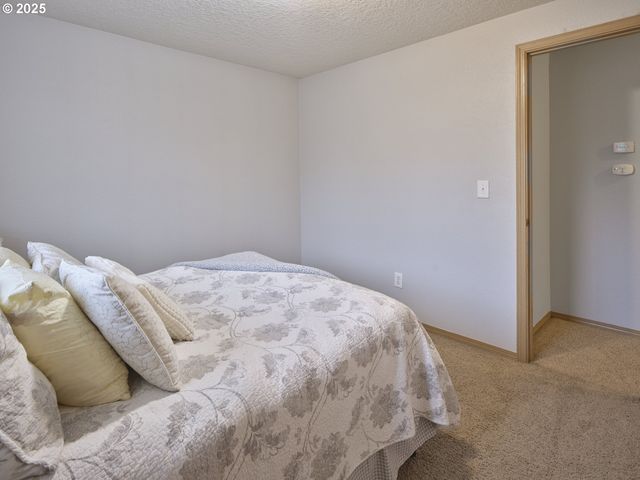 1312 Nw 13TH St, Battle Ground, WA 98604