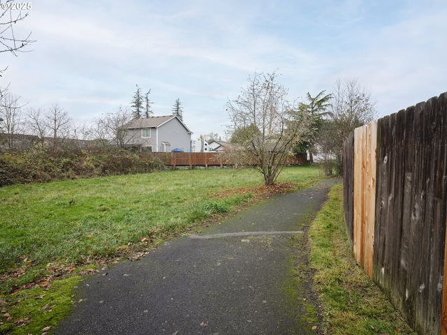 1312 Nw 13TH St, Battle Ground, WA 98604