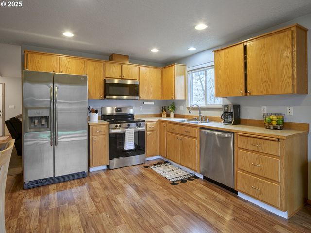 1312 Nw 13TH St, Battle Ground, WA 98604