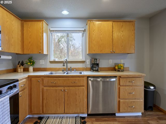 1312 Nw 13TH St, Battle Ground, WA 98604