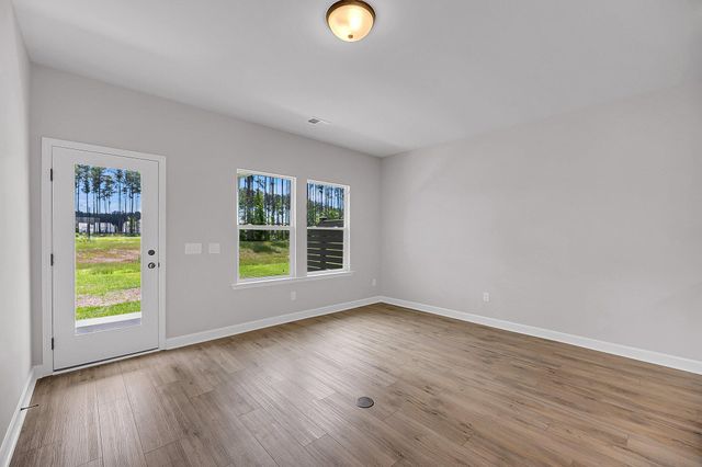 902 Dusk Drive, Summerville, SC 29486