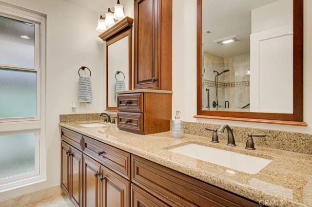 5231 Moya, Laguna Woods, CA 92637