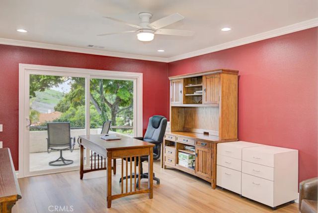 5231 Moya, Laguna Woods, CA 92637