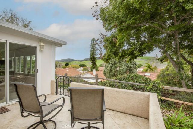 5231 Moya, Laguna Woods, CA 92637