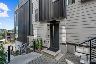 3104 SW Avalon Way #F, Seattle, WA 98126