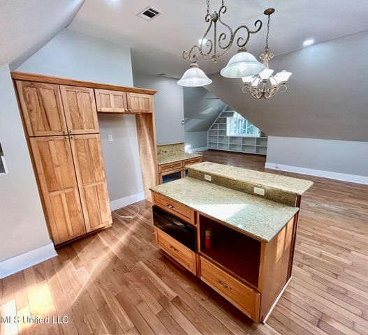 1024 Walnut Street, Ocean Springs, MS 39564