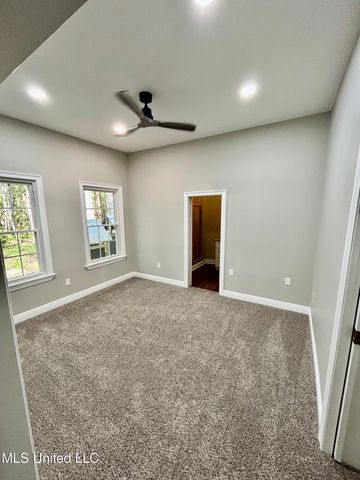 1024 Walnut Street, Ocean Springs, MS 39564