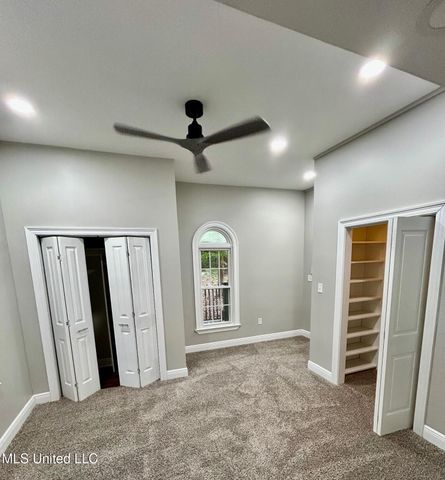 1024 Walnut Street, Ocean Springs, MS 39564